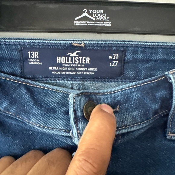 Men's Blue Jeans - Picture 2 of 2